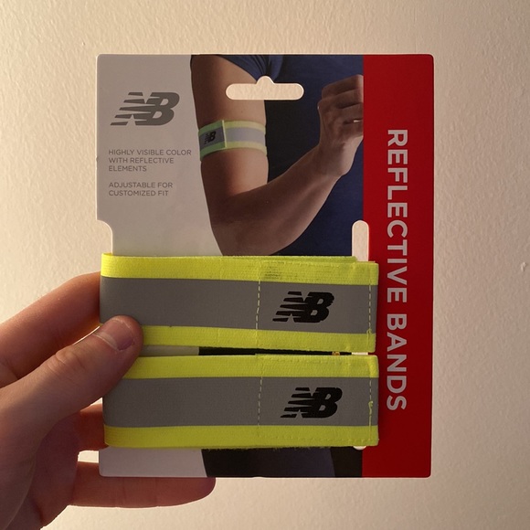 New balance iPhone waist pack / reflective running gear - Picture 6 of 7